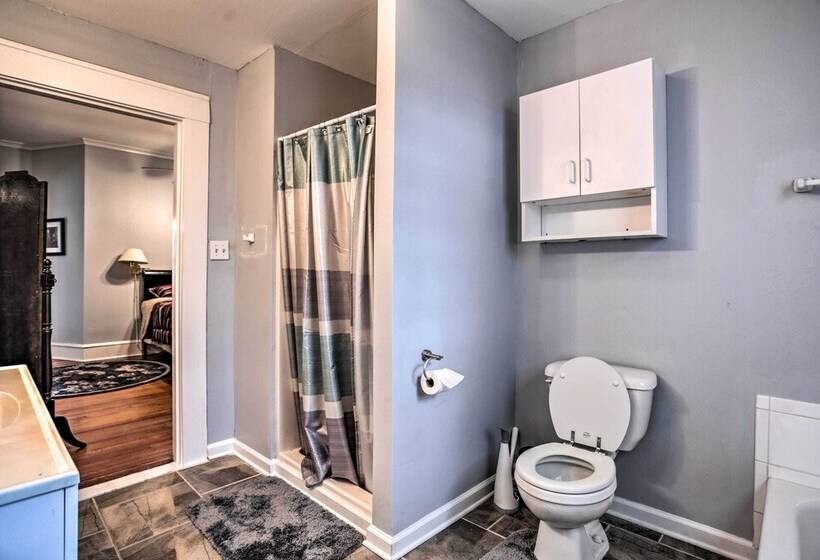 Haunted Shreveport Home ~ 3 Mi To Downtown Fun!