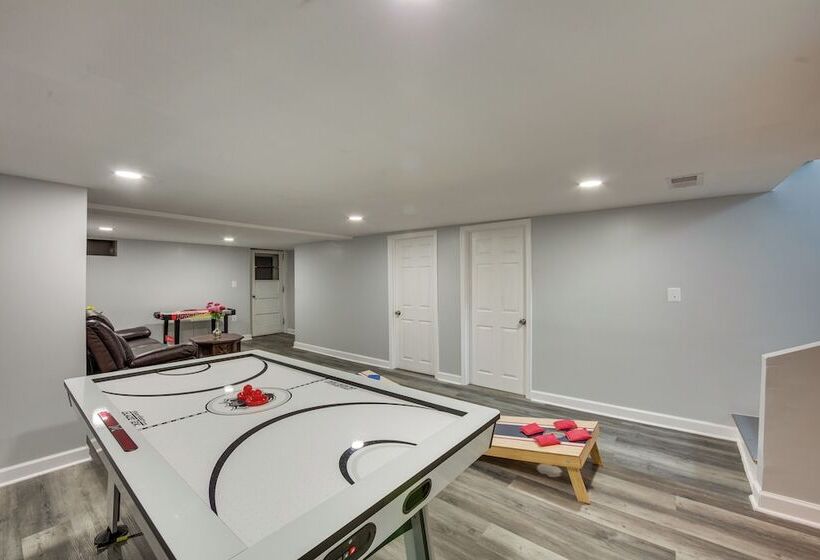 Hideaway In Hershey By The Railroad W/ Backyard!