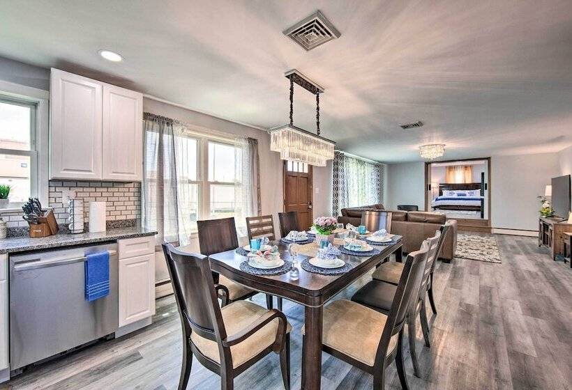 Hideaway In Hershey By The Railroad W/ Backyard!