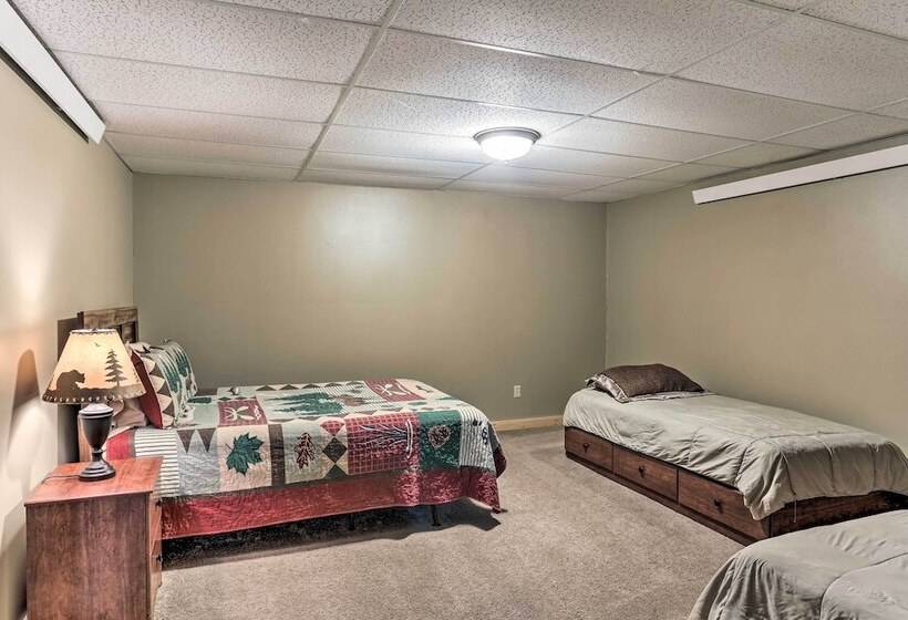 Hill City Log Cabin W/ On Site Trout Fishing!