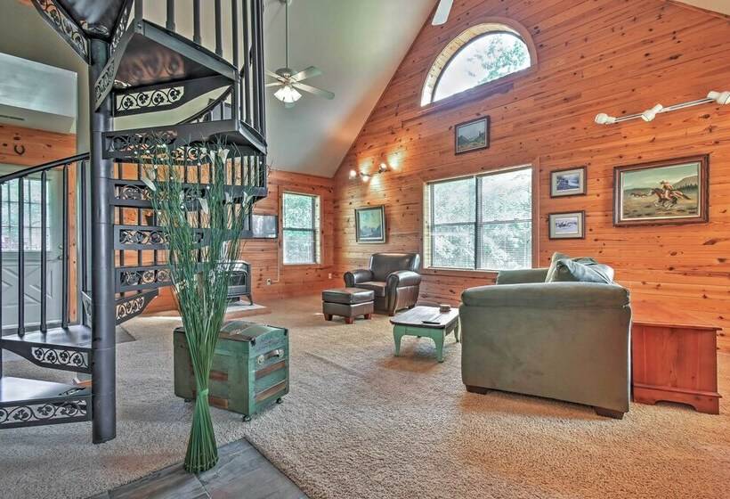 Hillside Cabin On 43 Acres W/ Private Lake & View!