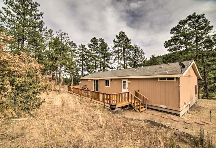 Hilltop Hideout  W/ Peaceful Mountain Views