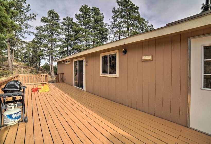 Hilltop Hideout  W/ Peaceful Mountain Views