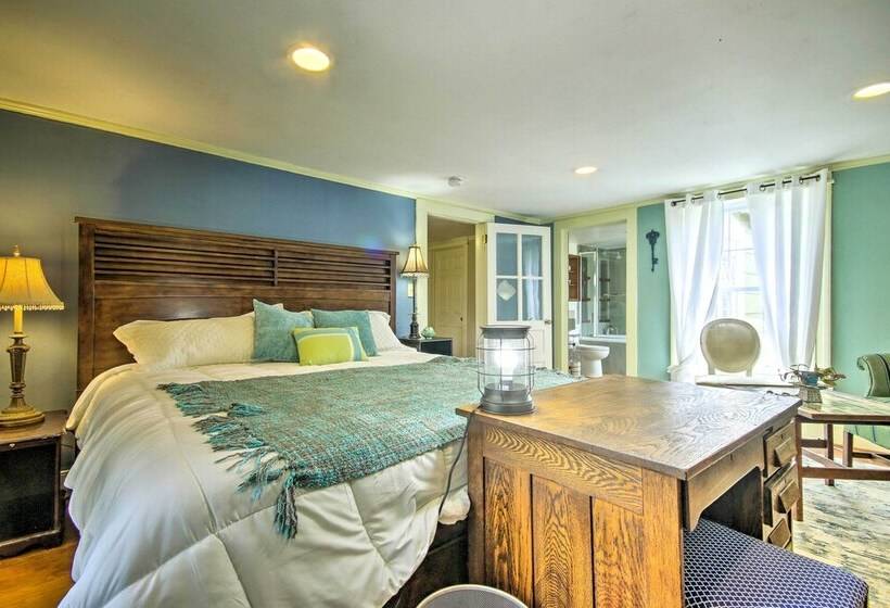 Historic Farmhouse W/ Chef S Kitchen Near Wineries