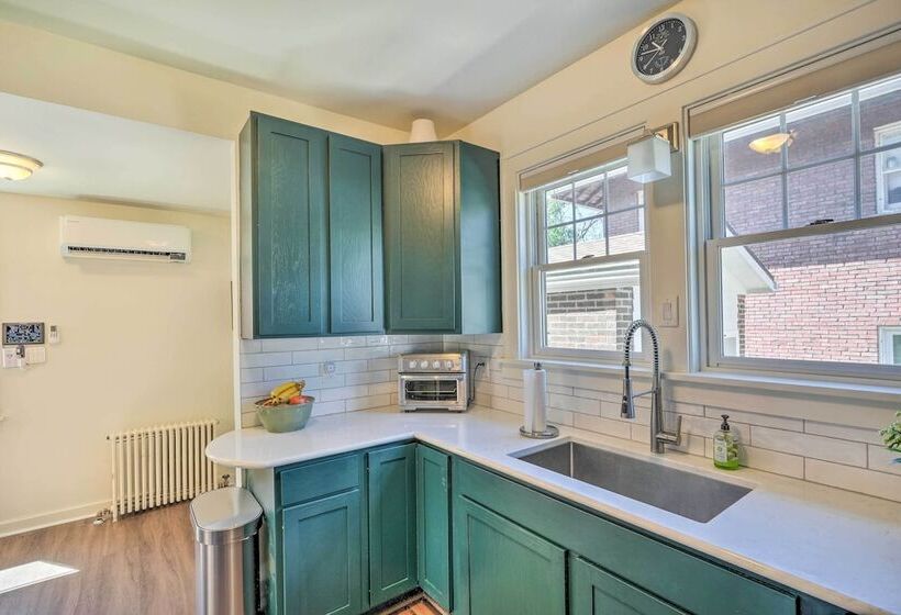 Historic Illinois Home Near Mississippi River