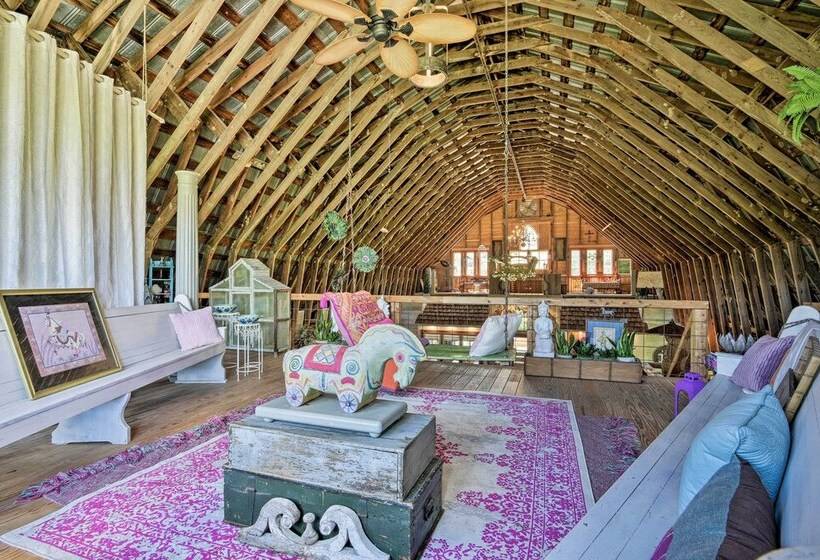 Historic Winston Salem Guest Barn On Farm!