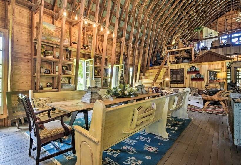 Historic Winston Salem Guest Barn On Farm!