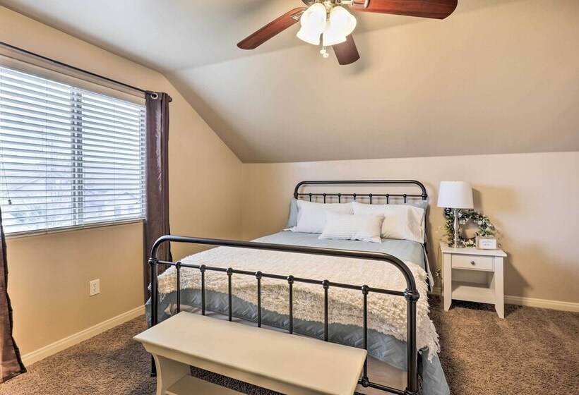 Home W/ Yard+atv Access To Sand Hollow State Park!