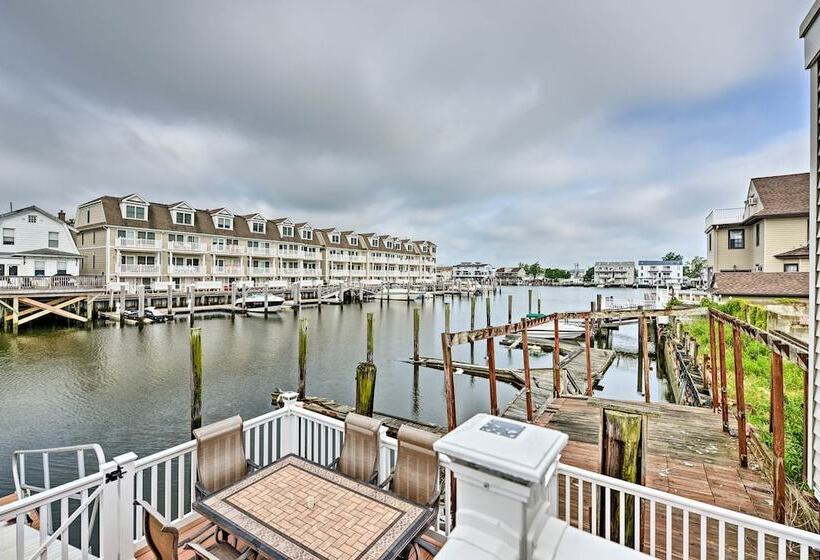 Home W/water Views, 1 Mi To Boardwalk/casinos