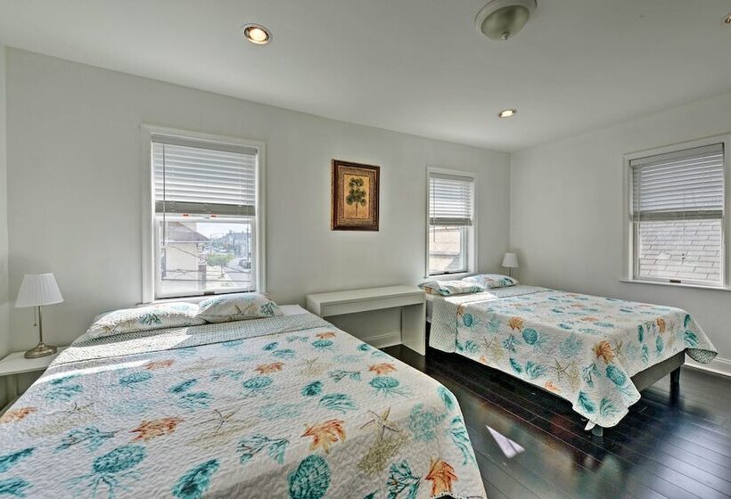 Home W/water Views, 1 Mi To Boardwalk/casinos