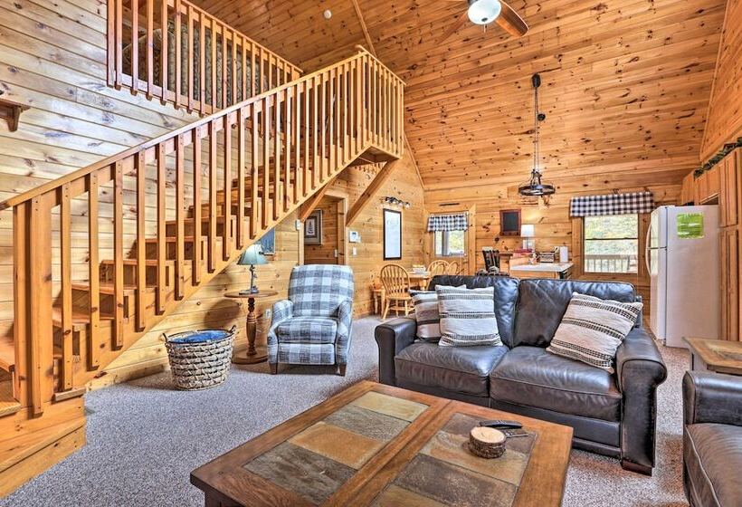 Homey Sevierville Cabin W/ Deck Near Pigeon Forge!