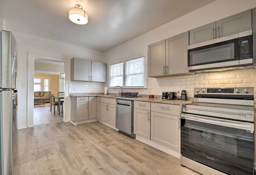 Inviting Home, 1 Mi To High Point University!