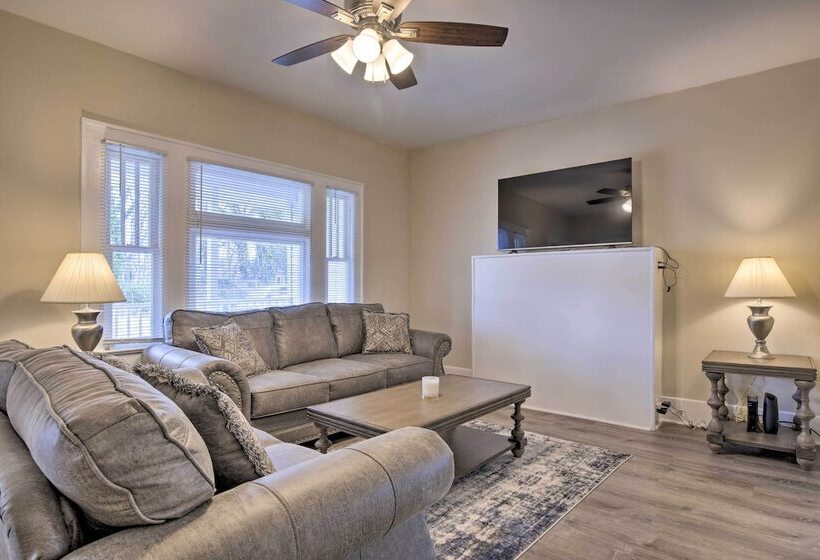 Inviting Home, 1 Mi To High Point University!