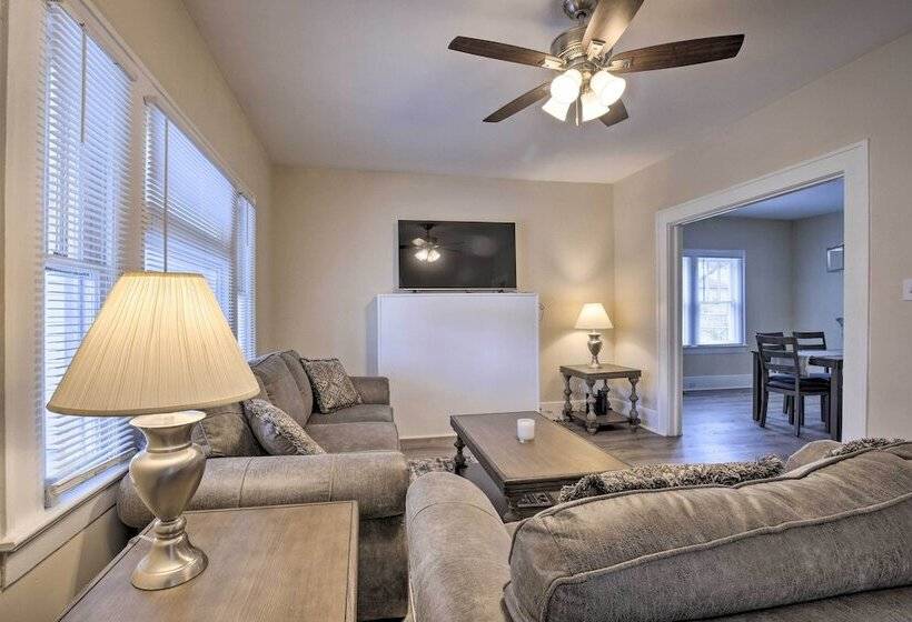 Inviting Home, 1 Mi To High Point University!