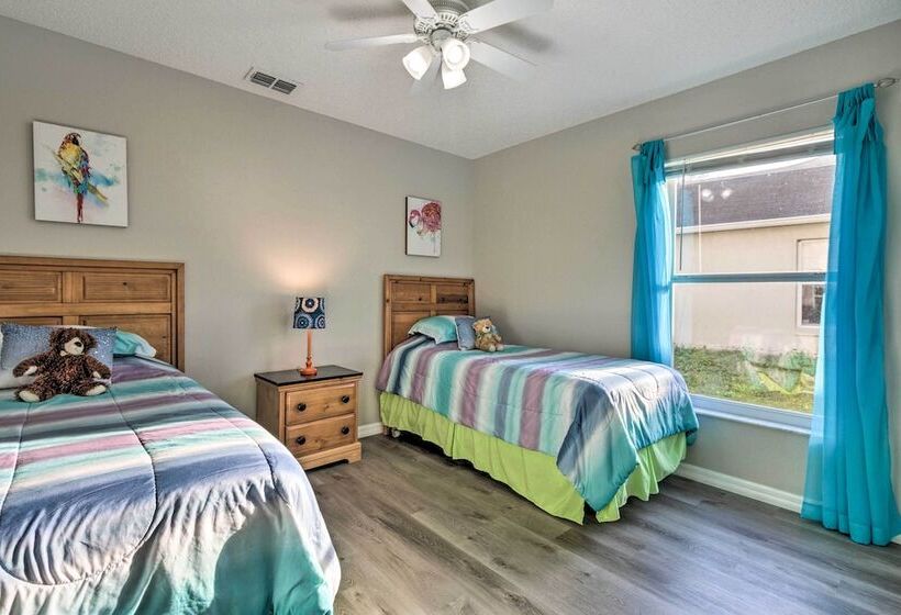 Kissimmee Retreat: Fenced In Yard W/ Pool!