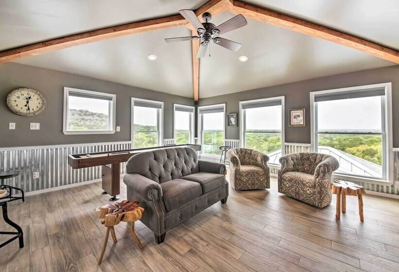 Ladera  Wimberley Estate On 13 Acres W/ Hot Tub