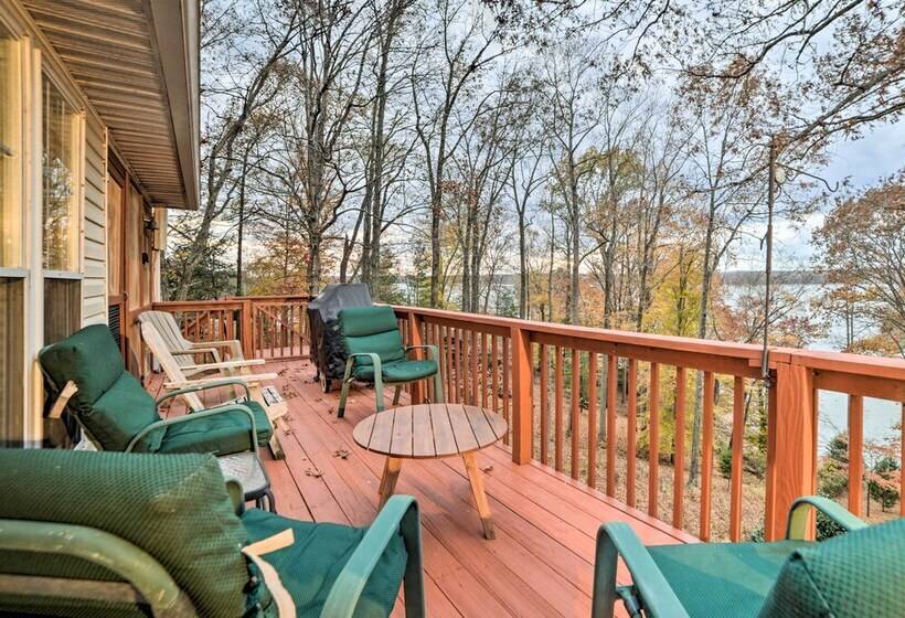 Lake Barkley Home With Fire Pit & Private Dock!