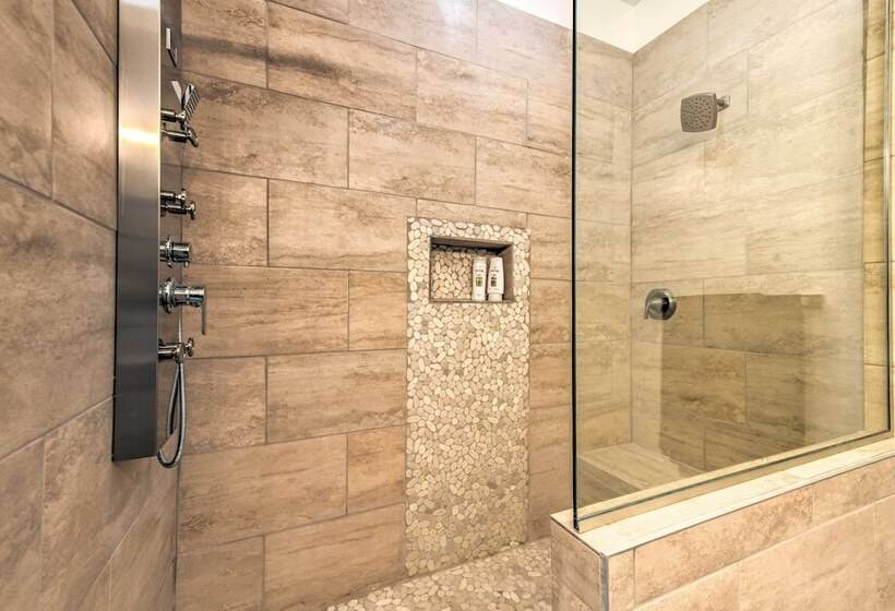 Lakefront Wichita Falls Home W/ Pool & Hot Tub