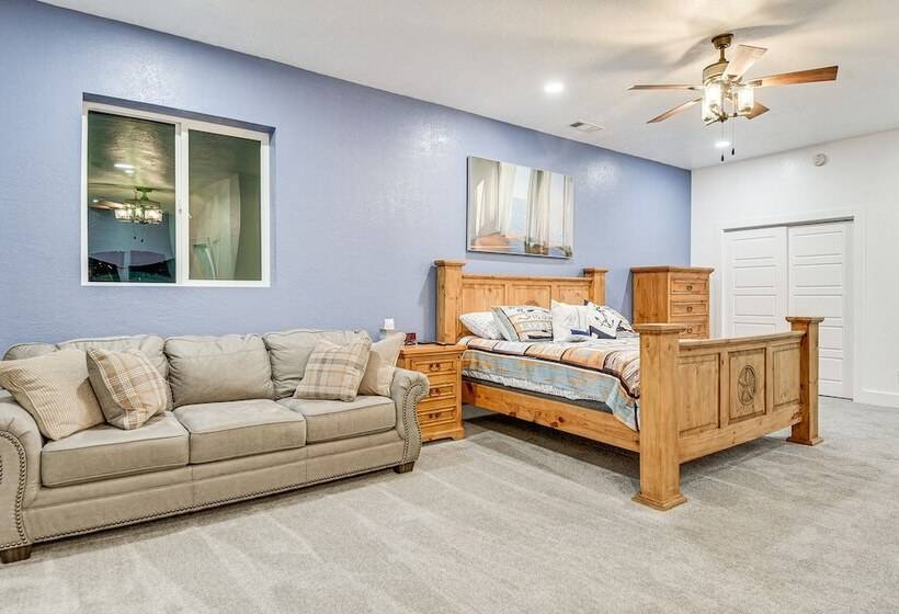 Lakefront Wichita Falls Home W/ Pool & Hot Tub