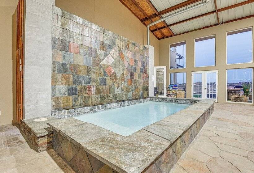 Lakefront Wichita Falls Home W/ Pool & Hot Tub