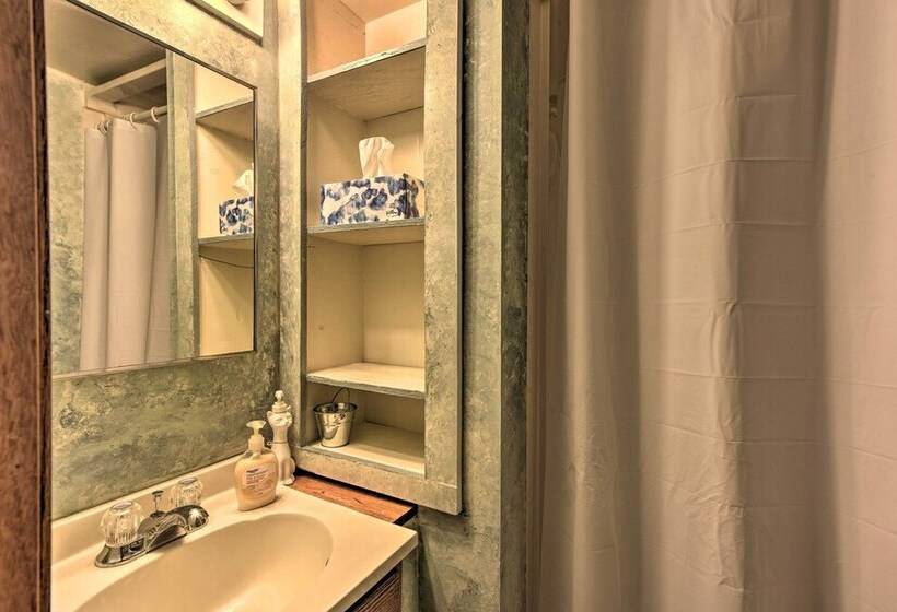 Lakefront Family Retreat W/ Private Dock!