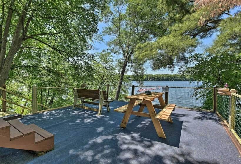Lakefront Family Retreat W/ Private Dock!