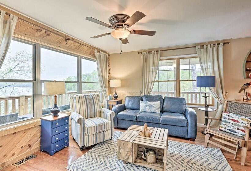 Hickeys Hideaway Walk To Lake, Near Somerset