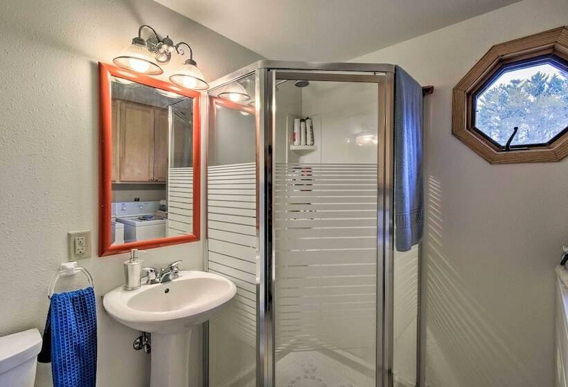 Lakefront Home W/seasonal Dock 2 Mi To Skiing!