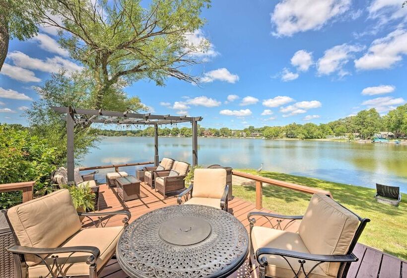 Lakefront Oasis W/ Boat Dock, Fire Pit, Grill