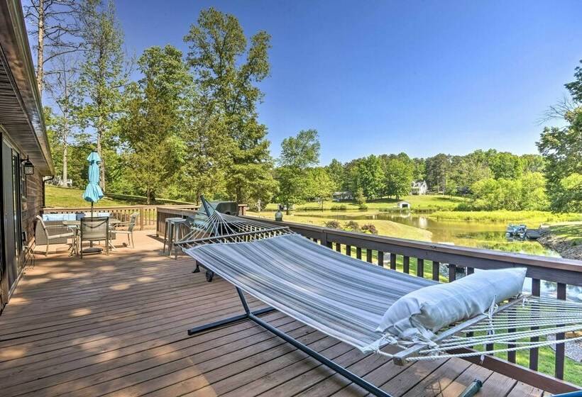 Lakefront Semora Cabin With Dock & Furnished Deck