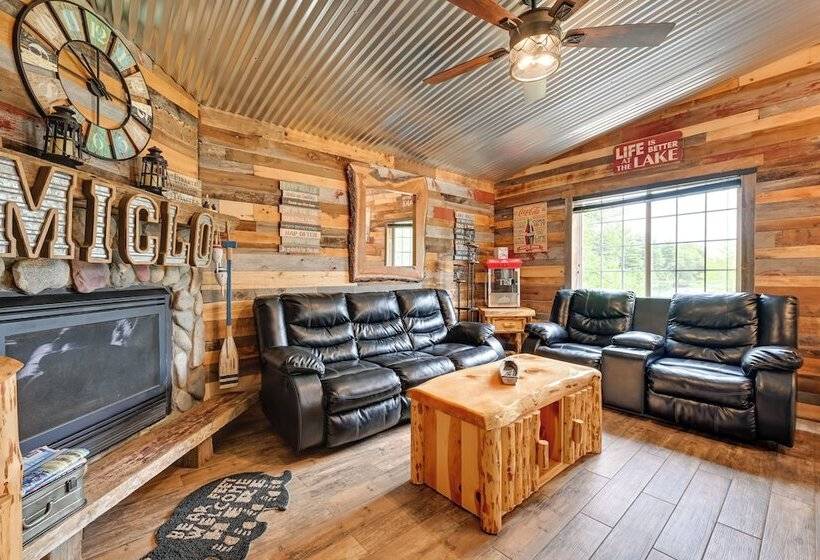 Lakeside Cabin W/ Fire Pit: Near Pine Point Park!