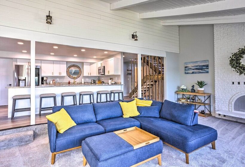 Lakeside Lacey Gem W/ Fire Pit + Private Dock