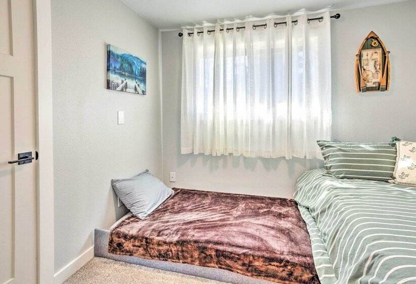 Lakeside Lacey Gem W/ Fire Pit + Private Dock