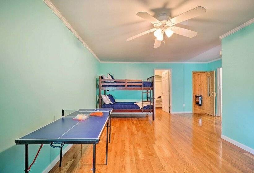 Lakeside Spring City Home: Private Boat Ramp!