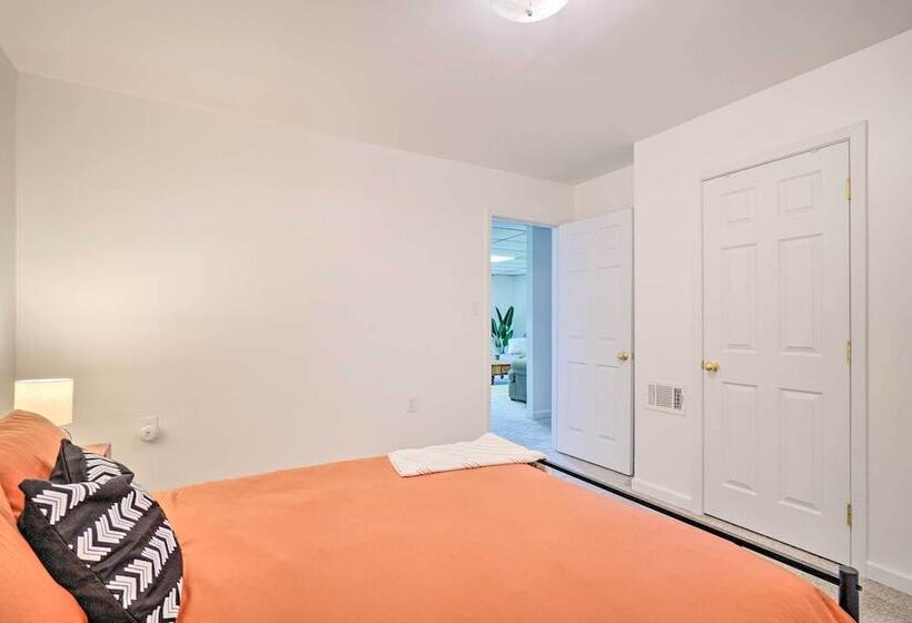 Lakeside Spring City Home: Private Boat Ramp!