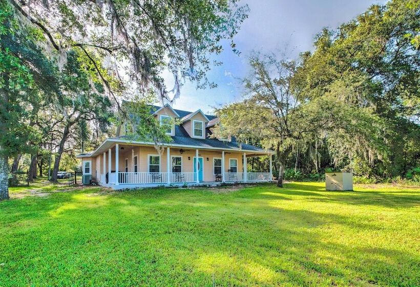 Lovely Hawthorne Home W/ Private Boat Dock!