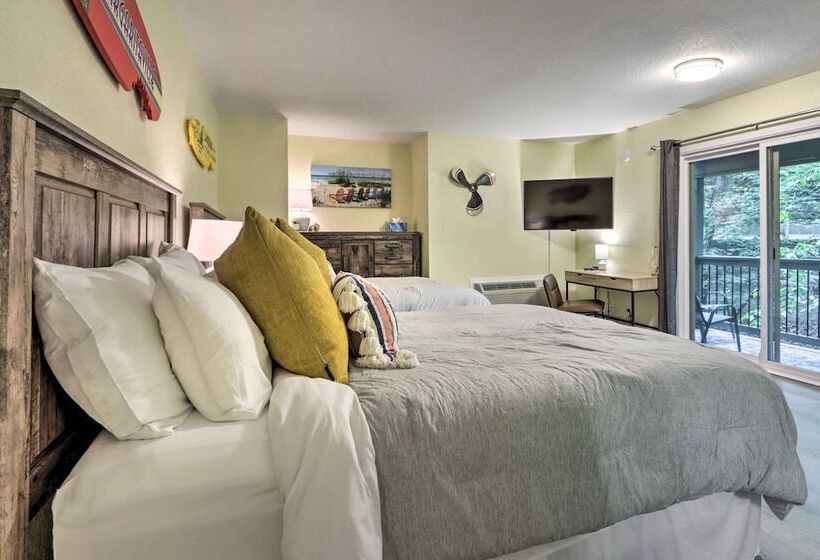 Furnished Patio: Home In Margaritaville Resort