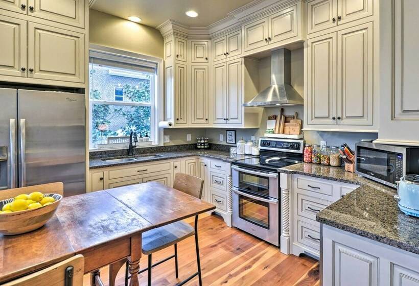 Luxe Home W/ Boat Dock, Tims Ford Lake Views!