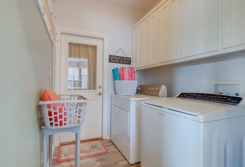 Luxe  Lake House Retreat  W/ Lake Travis View