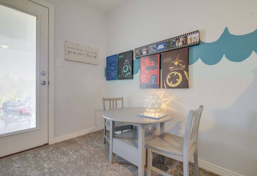 Luxe  Lake House Retreat  W/ Lake Travis View