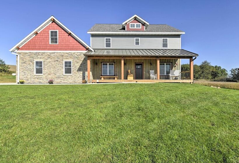 Lakefront Wisconsin Dells Home W/ Game Room