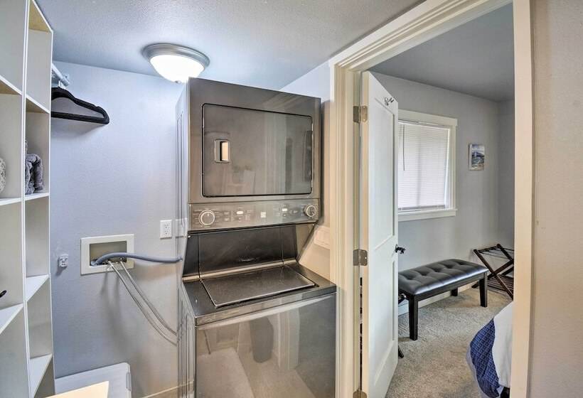 Manette Waterfront: Kayak The Bay & Walk To Town!