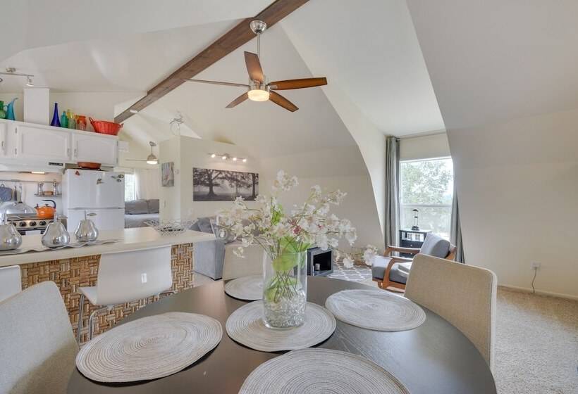 Mariposa Home: Furnished Patio & Sierra Mtn Views