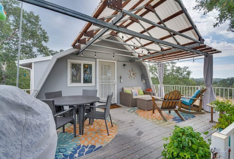 Mariposa Home: Furnished Patio & Sierra Mtn Views