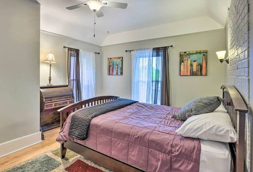 Milwaukee Home < Half Mi To Lake Michigan!