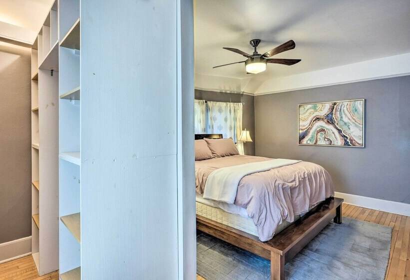 Milwaukee Home < Half Mi To Lake Michigan!