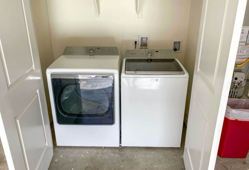 Moab Retreat: 10 Mi To Arches National Park!