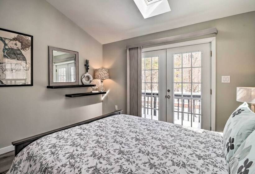 Hot Tub & Fire Pit: Modern Pocono Mountain Home