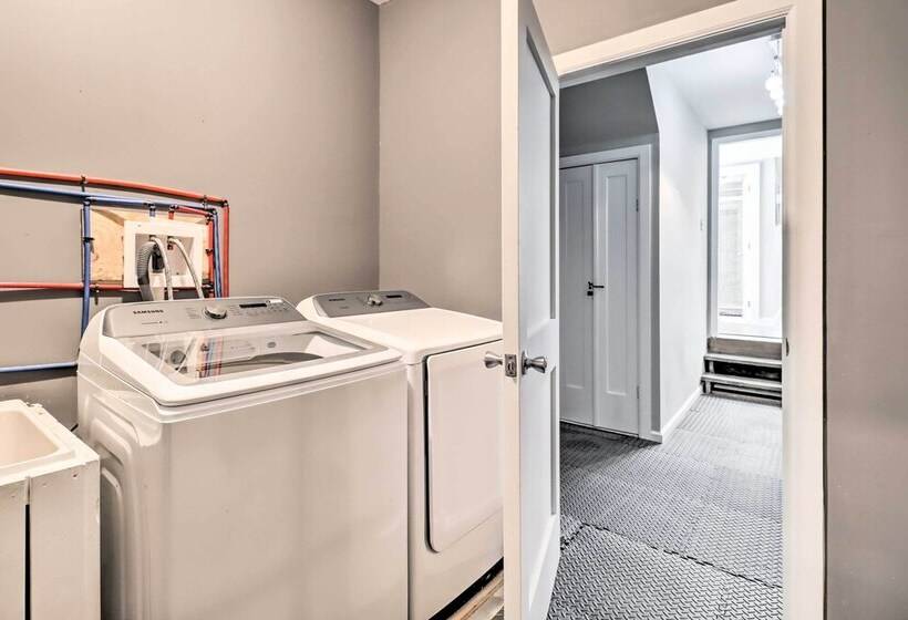 Hot Tub & Fire Pit: Modern Pocono Mountain Home