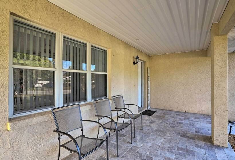 Modern Clearwater Home W/ Deck: 9 Mi To Beach